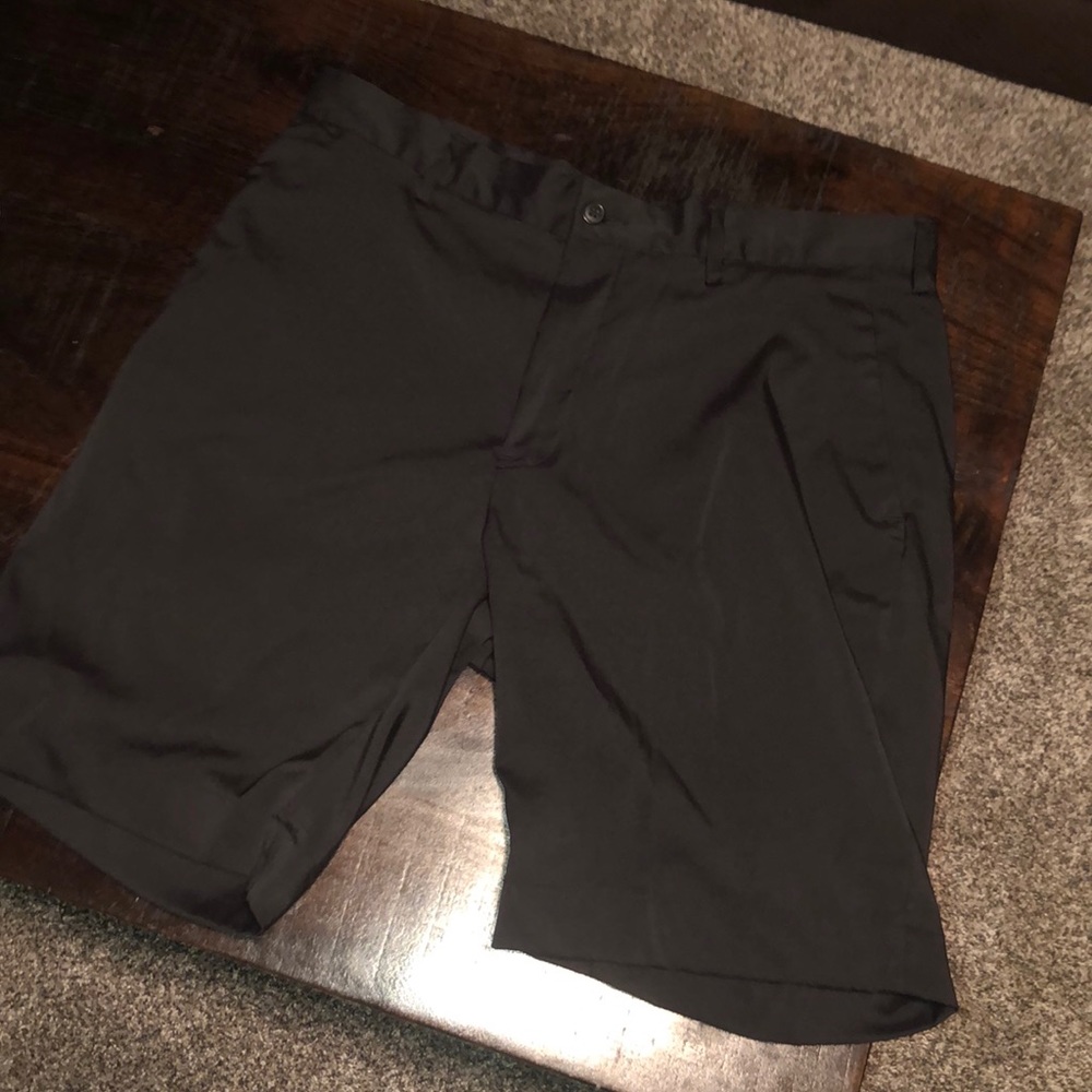 (2 pairs) Men’s polo by Ralph Lauren golf shorts - Picture 5 of 8